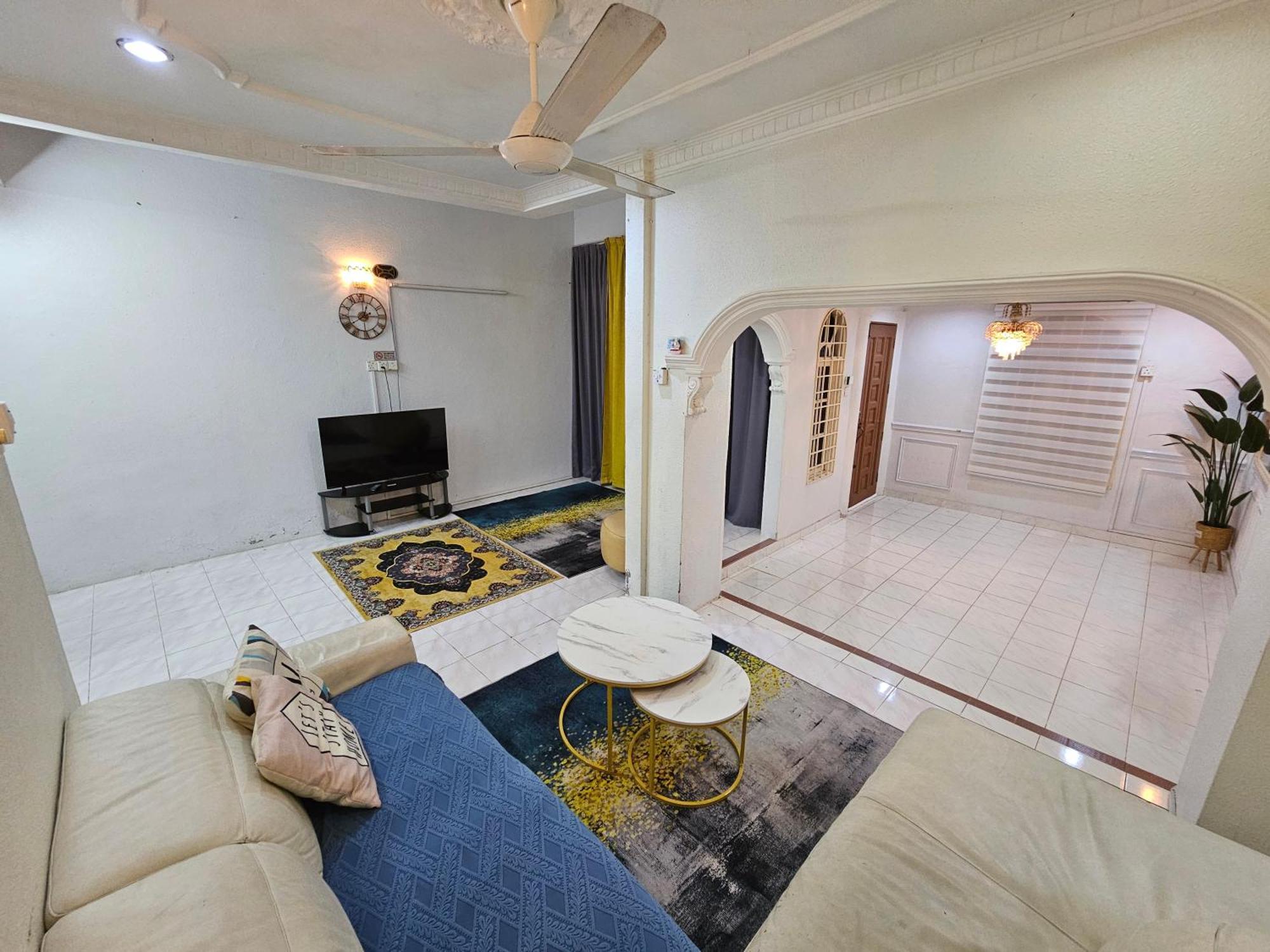 Holiday home Ruhani 3 Kb - 4 Bedroom Fully Airconditioned With Wifi & Netflix
